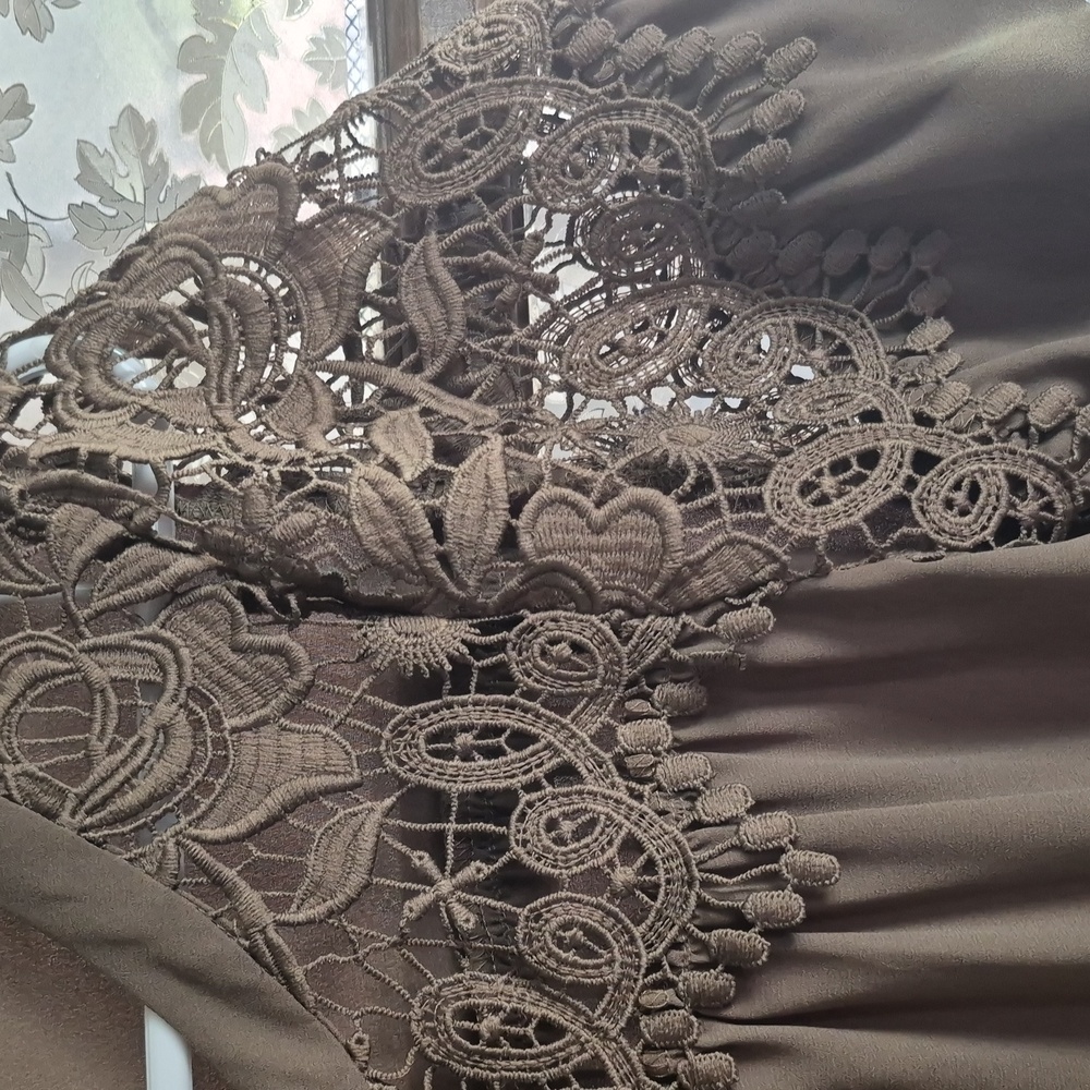 Express Blouse (M) - Picture 3 of 6